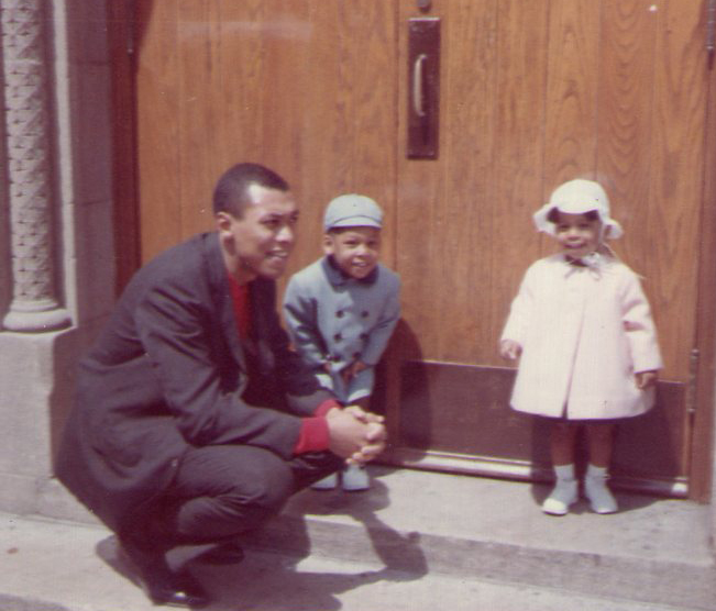 Edwin R. Woodriffe with his two children, Lee and Edwin Jr.